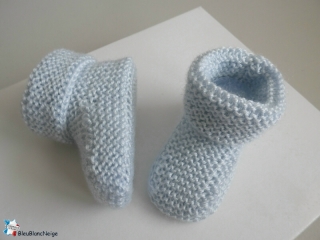 chaussons bleus calinou  fait-main tricot bebe modele layette bb
