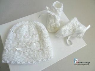bonnet et chaussons blanc lait calinou  fait-main tricot bebe modele layette bb