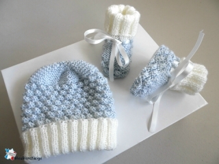 bonnet et chaussons bleu azur et lait calinou  fait-main tricot bebe modele layette bb