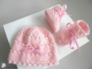 bonnet et chaussons roses barbapapa  calinou  fait-main tricot bebe modele layette bb