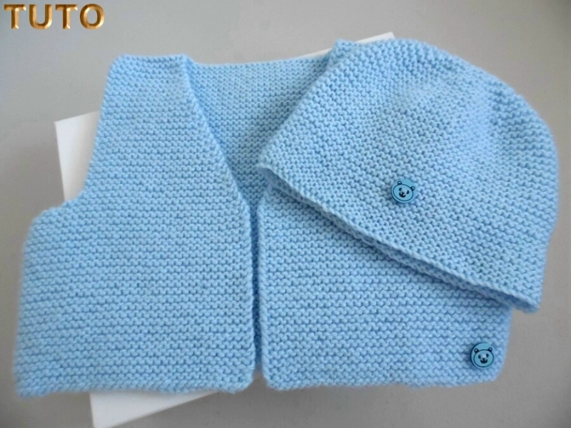 cardigan ou gilet bleu avec bonnet gratuit bb fait-main modele layette bebe patron a tricoter tuto